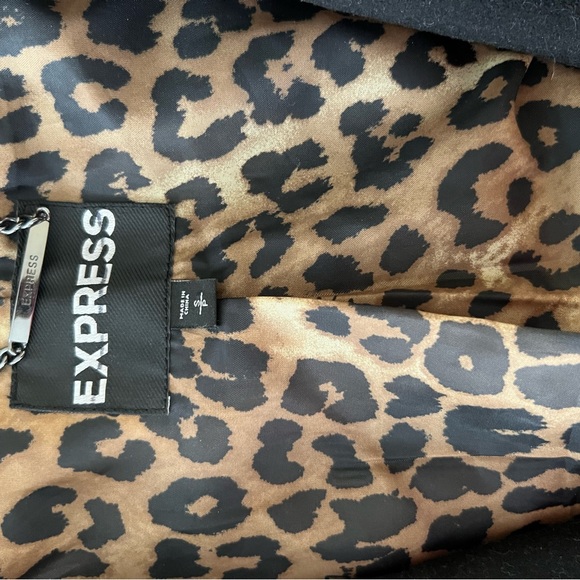 Black, wool like blazer/pea coat with patterned lining. - Picture 4 of 5